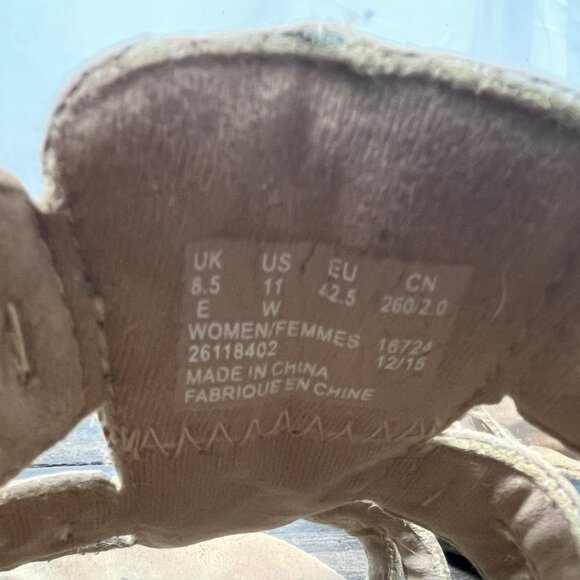 Clarks Collection Beige Patent Leather Lexi Marigold Wedge Open Toe Sandals 11W - Picture 10 of 10